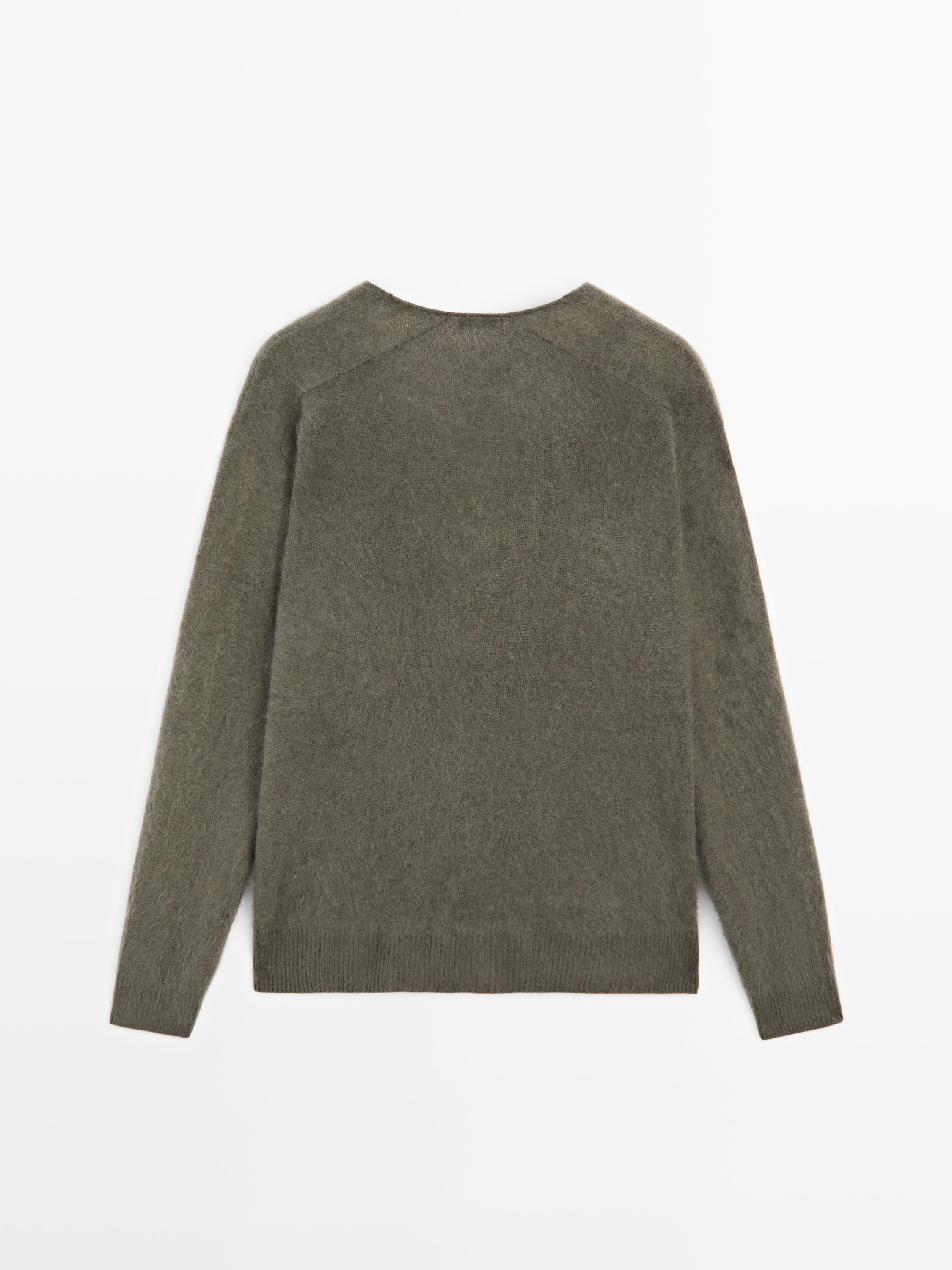 Wool and cashmere V-neck knit sweater